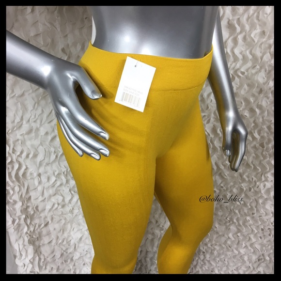 Mustard Yellow Nylon / Spandex Leggings Footless Tights NWT - Picture 3 of 5